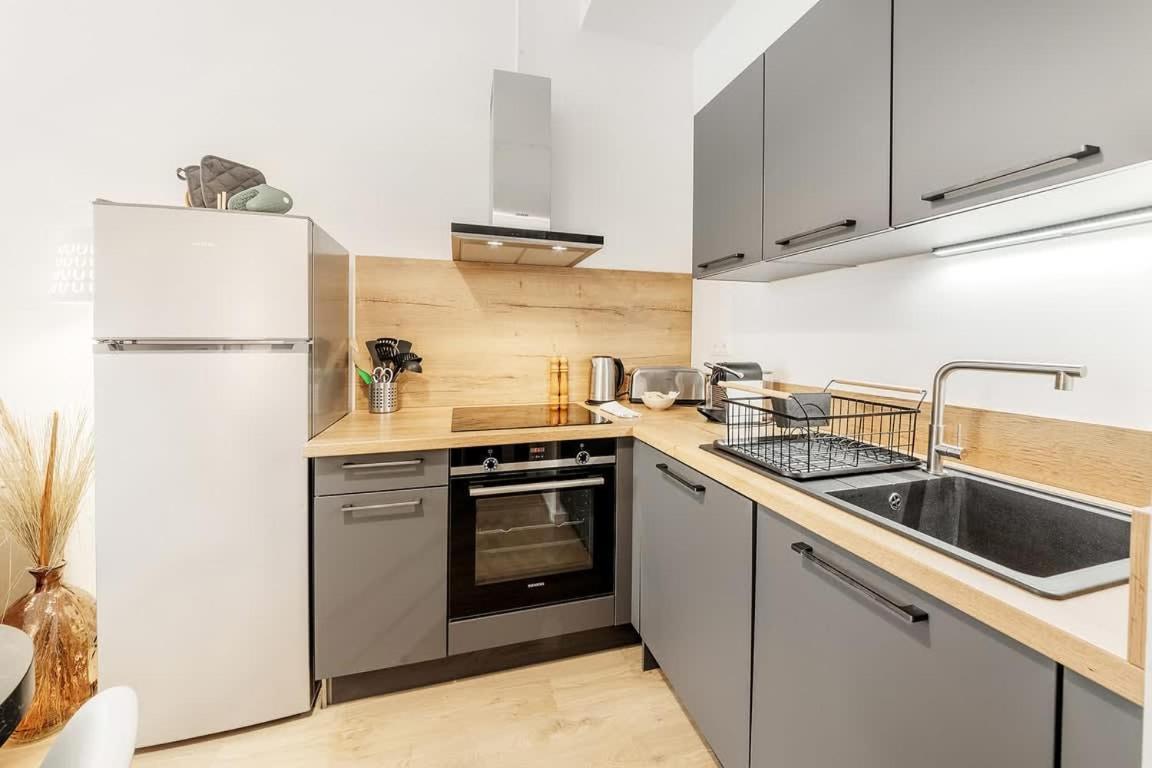 Le Saint Martin, Bel Appartement De Standing Rennes Bagian luar foto